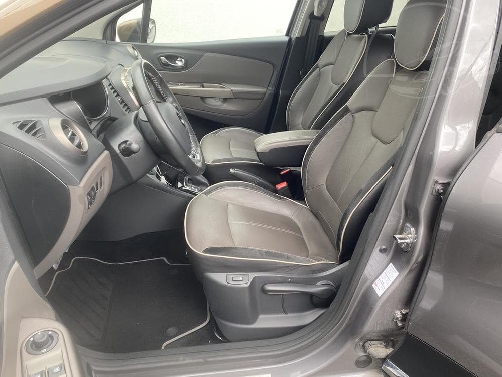 2016 Renault CAPTUR - 9