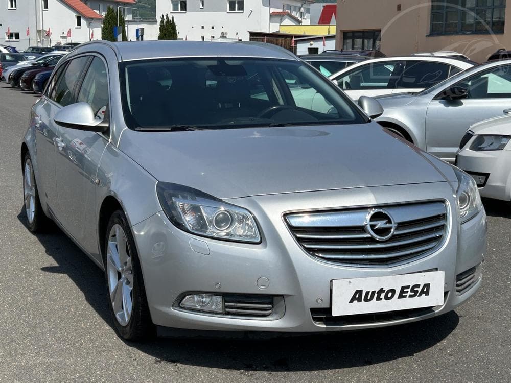 2013 Opel INSIGNIA