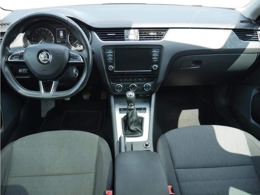2014 Škoda OCTAVIA - 15