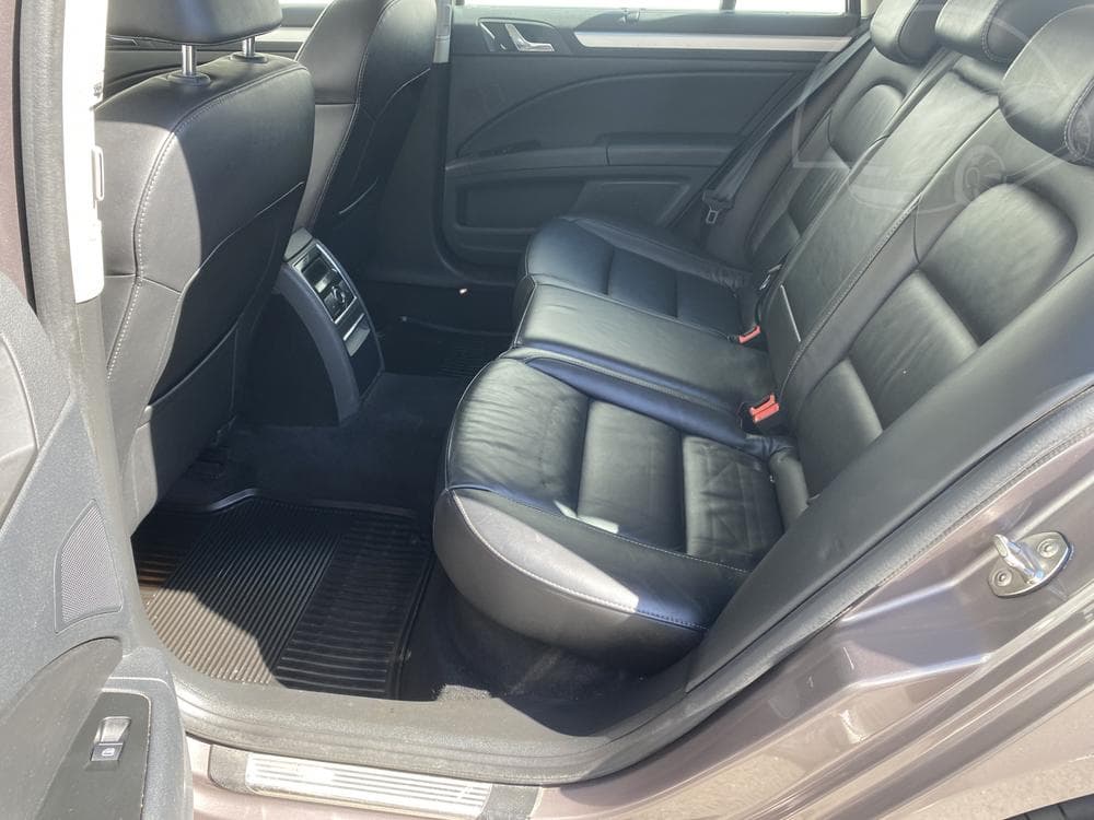 2011 Škoda SUPERB - 9