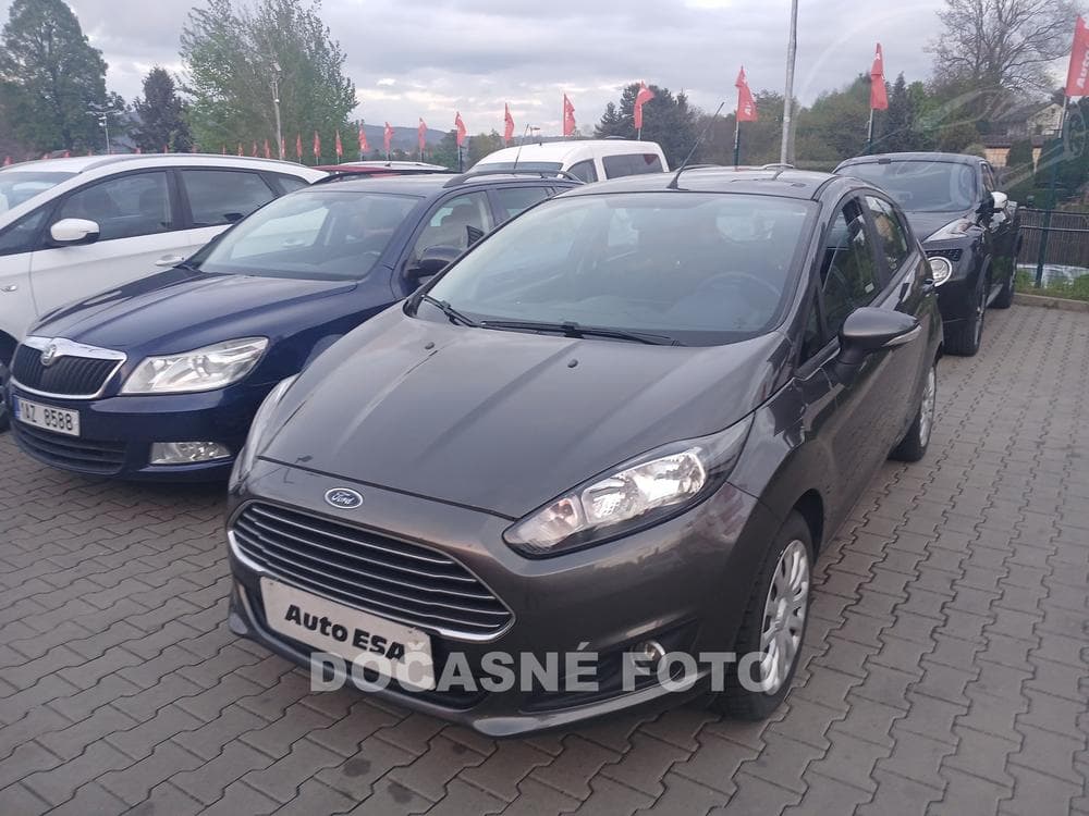 2015 Ford FIESTA