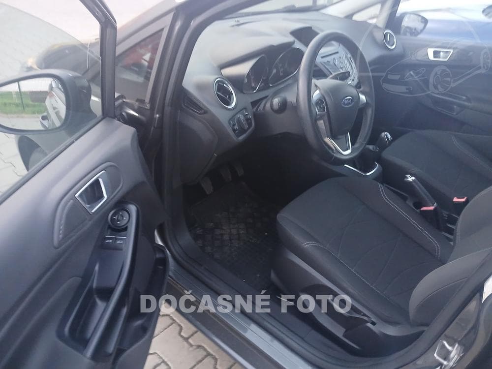 2015 Ford FIESTA - 3