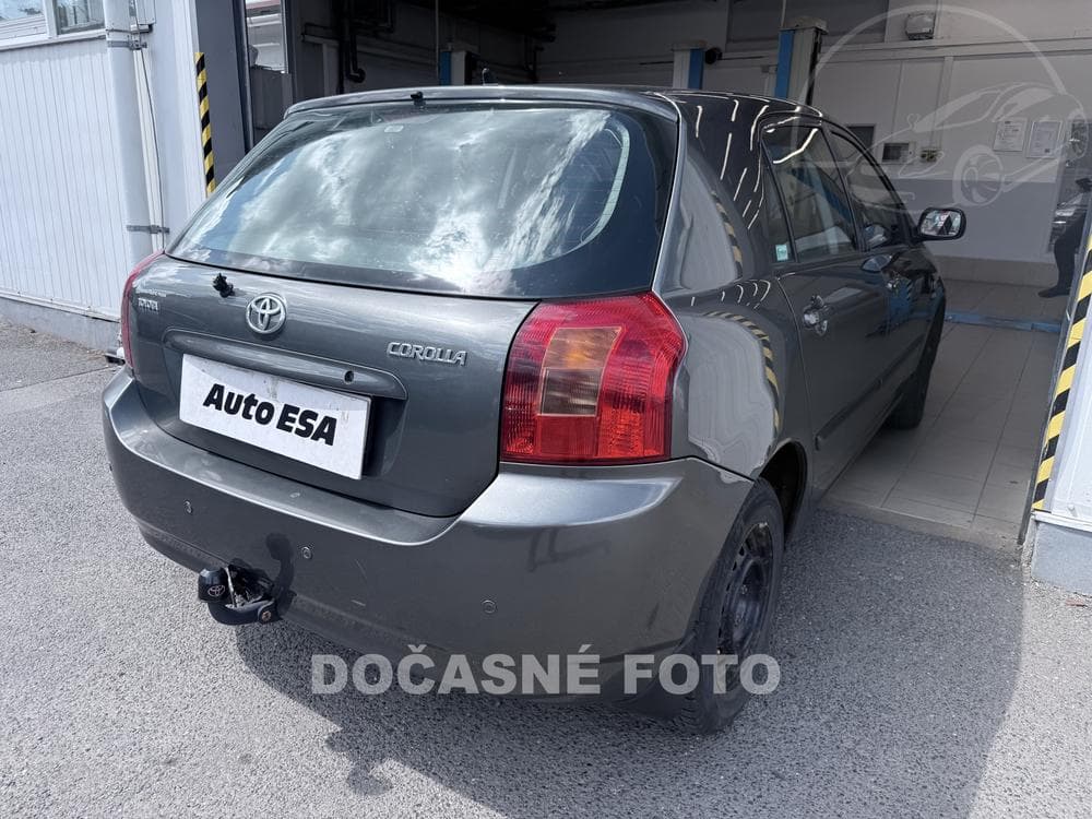 2004 Toyota COROLLA - 4