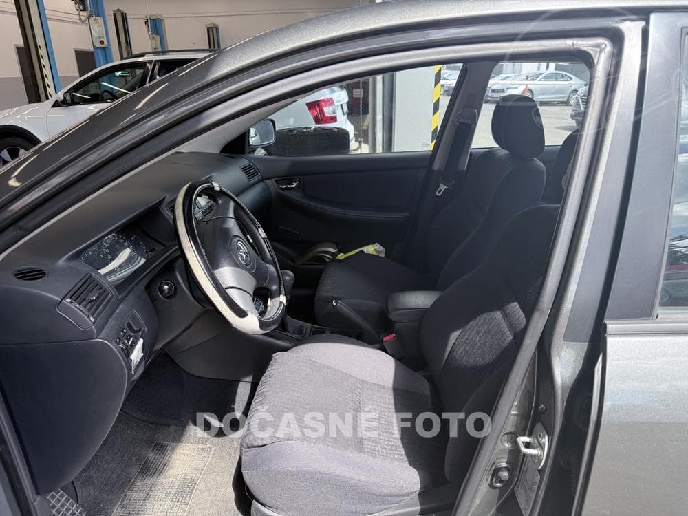 2004 Toyota COROLLA - 7