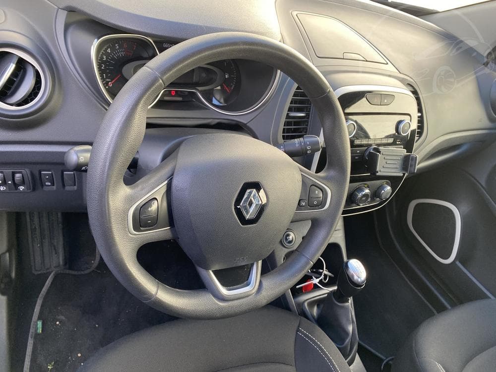 2017 Renault CAPTUR - 12