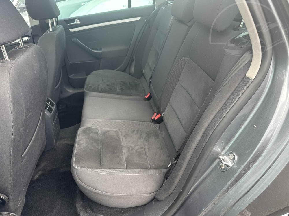 2010 Volkswagen GOLF - 10