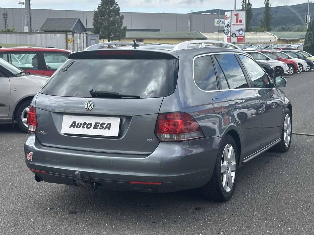 2010 Volkswagen GOLF - 4