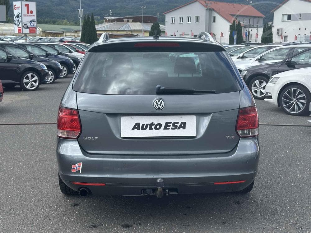 2010 Volkswagen GOLF - 5