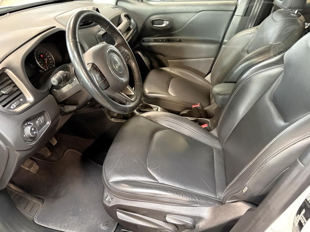 2018 Jeep RENEGADE - 9