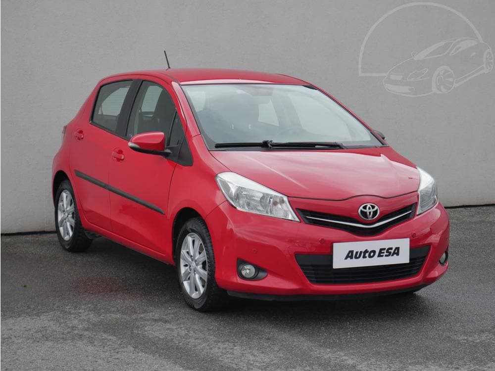 2012 Toyota YARIS