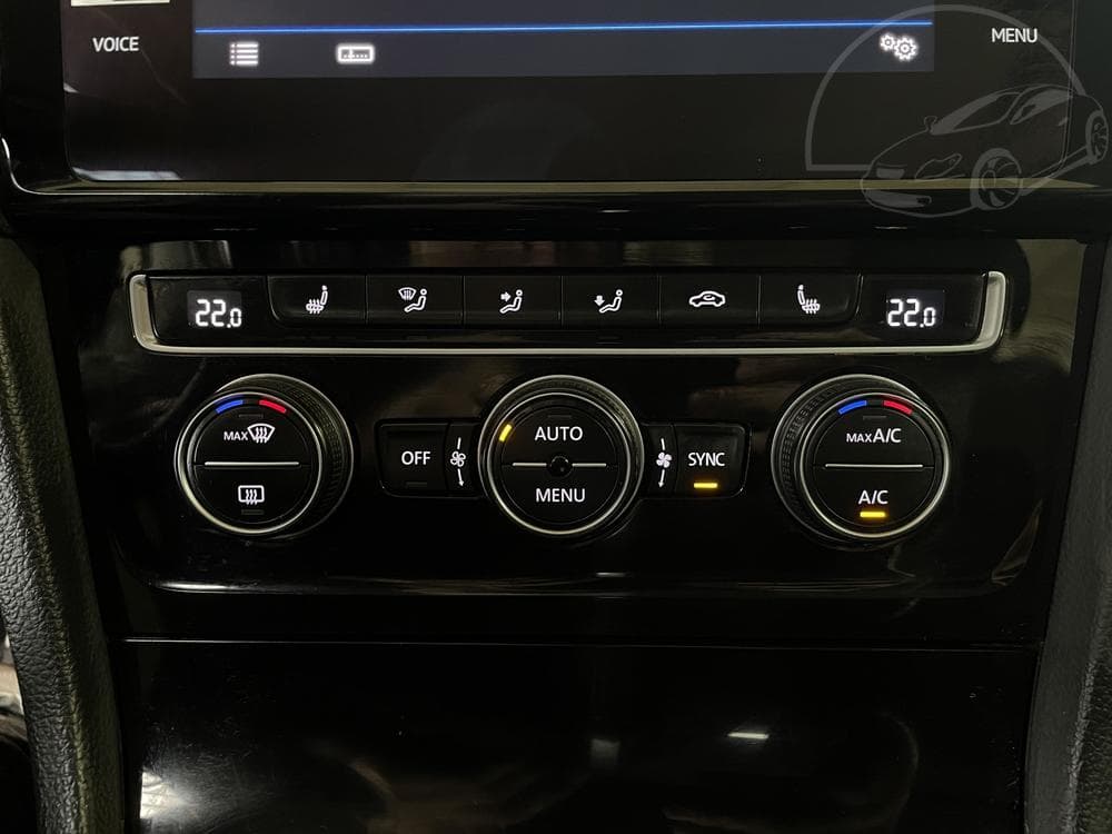 2019 Volkswagen GOLF - 49