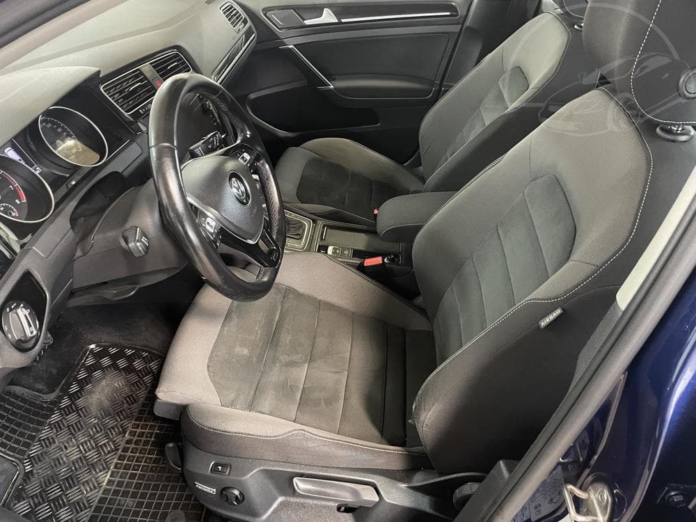 2019 Volkswagen GOLF - 33