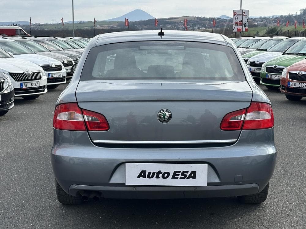 2010 Škoda SUPERB - 5