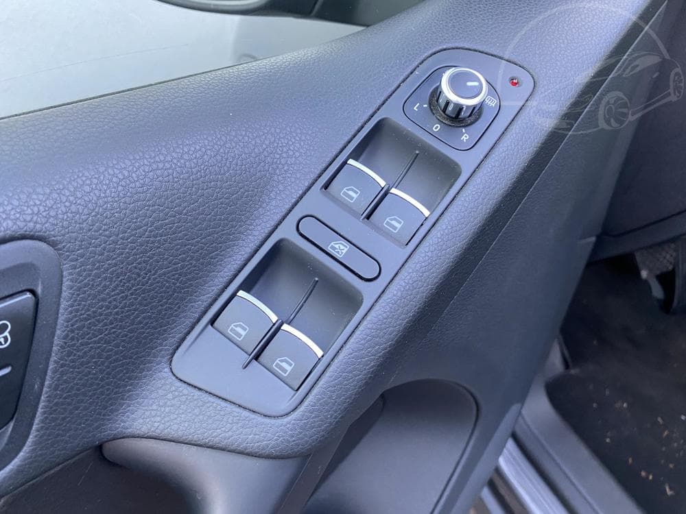 2014 Volkswagen Tiguan - 13