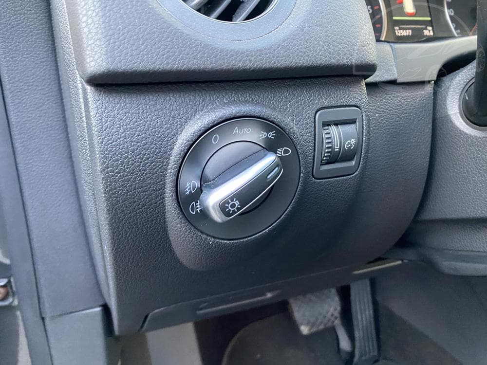 2014 Volkswagen Tiguan - 15