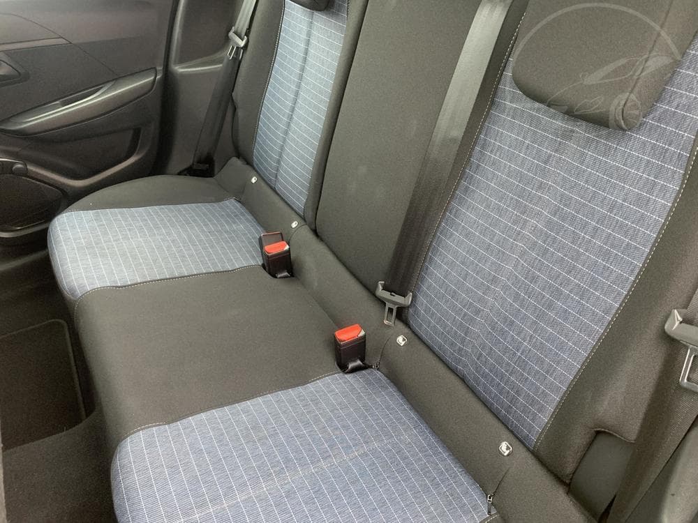 2021 Peugeot 208 - 10