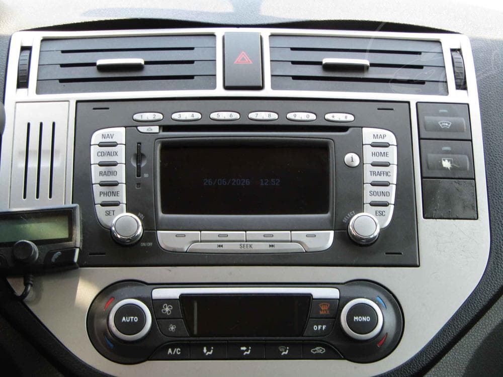2009 Ford C-MAX - 11