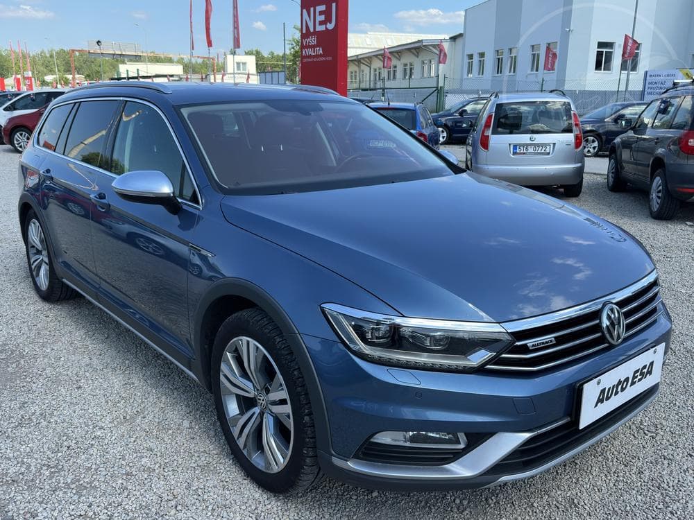 2019 Volkswagen PASSAT