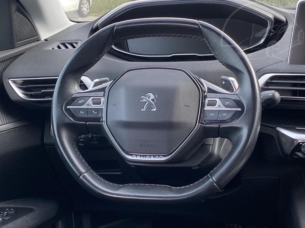 2018 Peugeot 3008 - 25