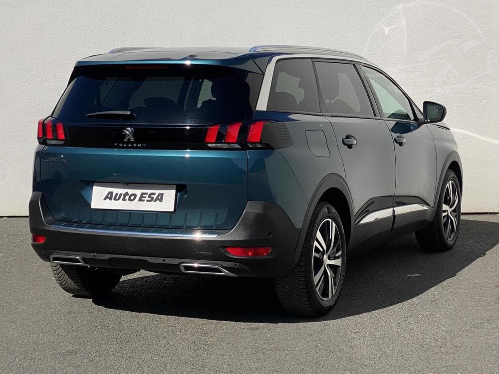 2018 Peugeot 5008 - 10
