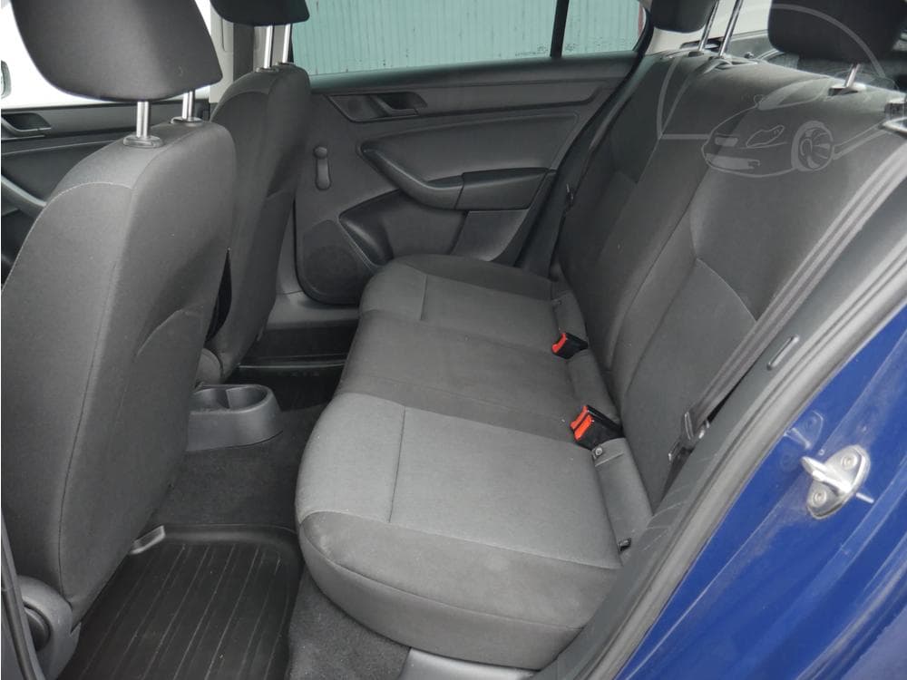 2013 Škoda RAPID - 10