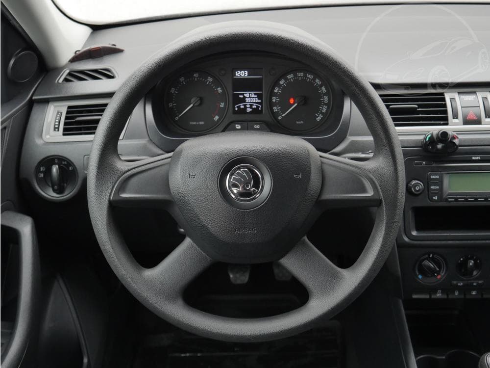 2013 Škoda RAPID - 11
