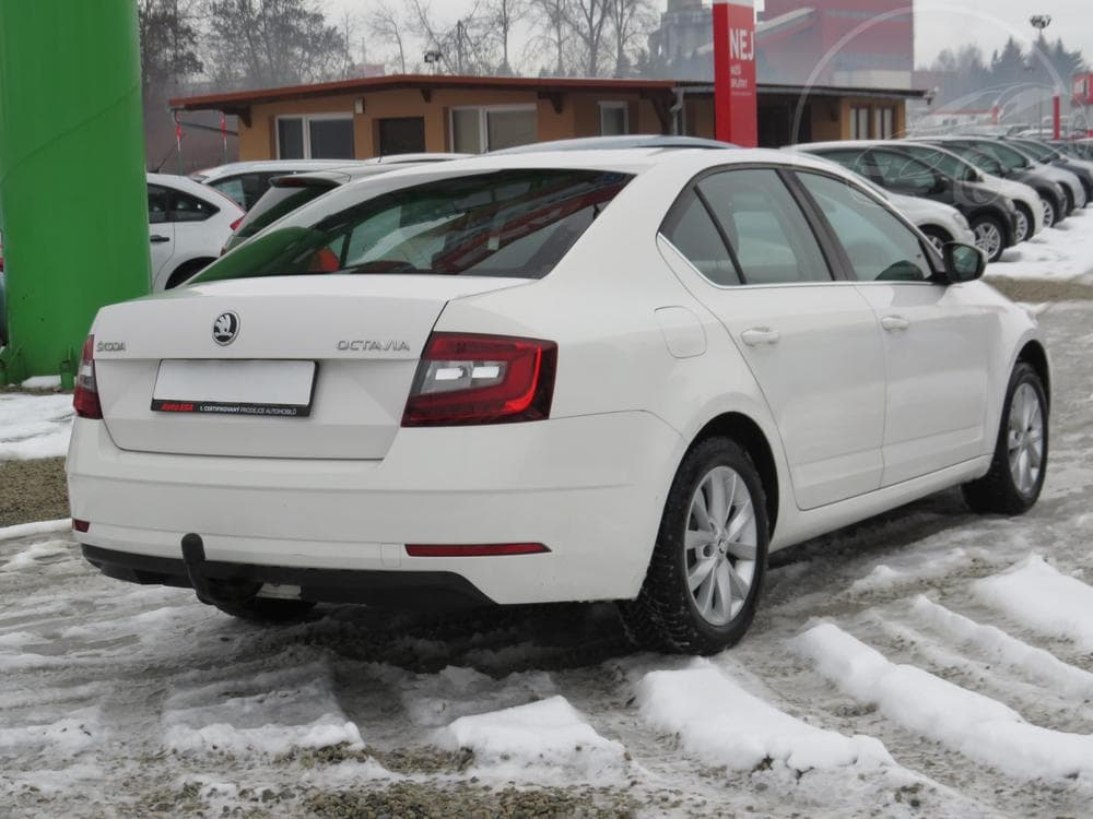 2017 Škoda OCTAVIA - 16