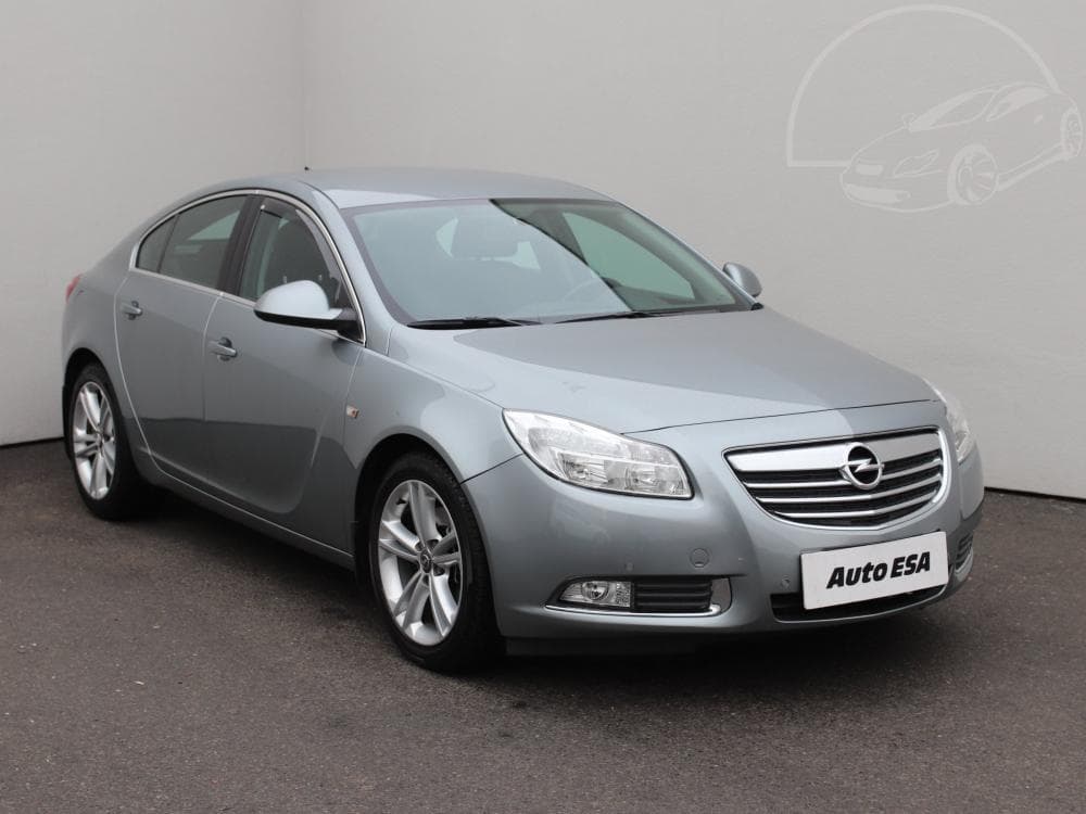 2011 Opel INSIGNIA