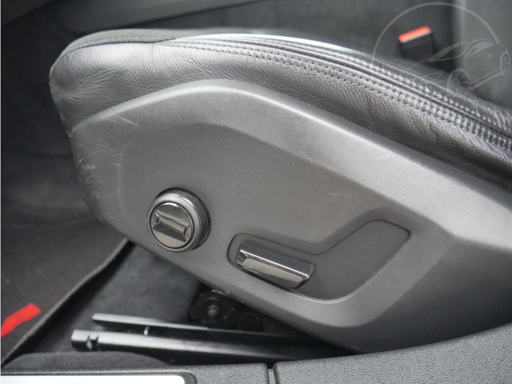2018 Volvo V60 - 52