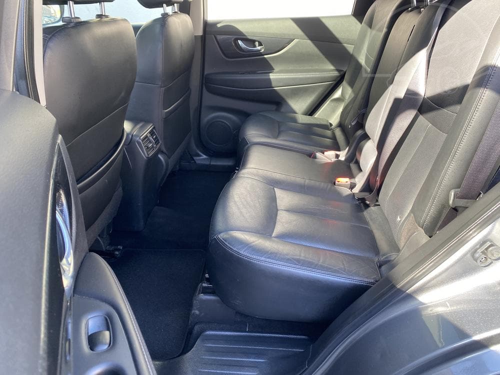 2018 Nissan X-TRAIL - 19