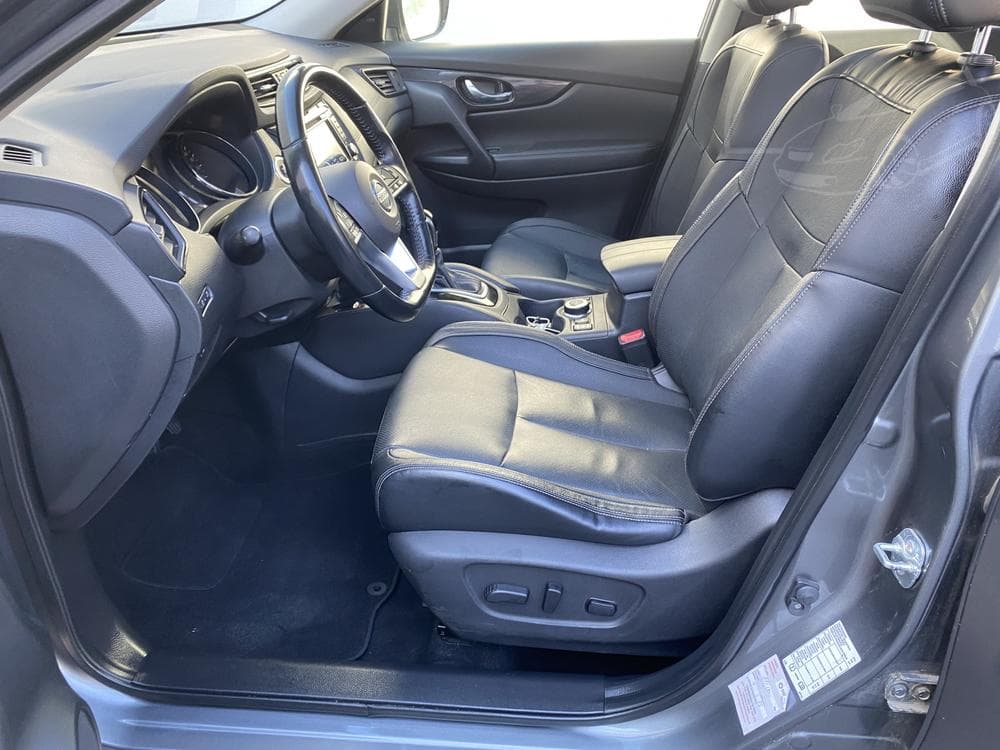 2018 Nissan X-TRAIL - 17