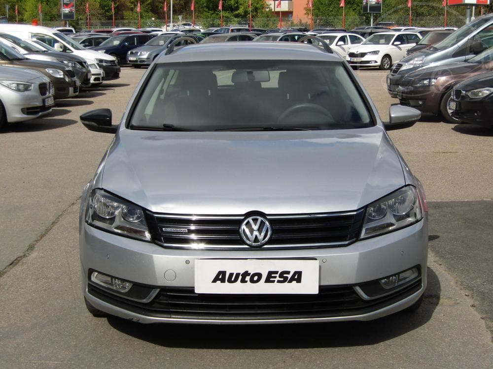 2013 Volkswagen PASSAT - 2