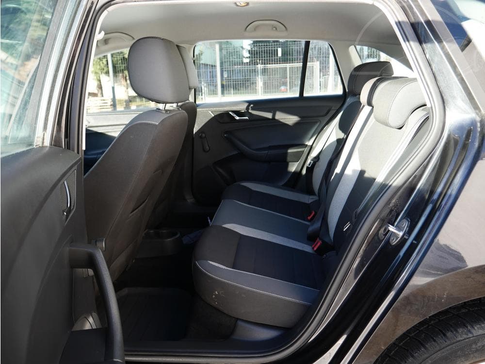 2016 Škoda RAPID - 17
