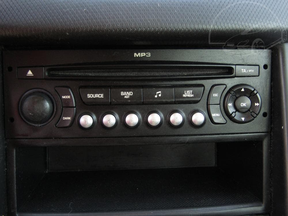 2009 Peugeot 207 - 13