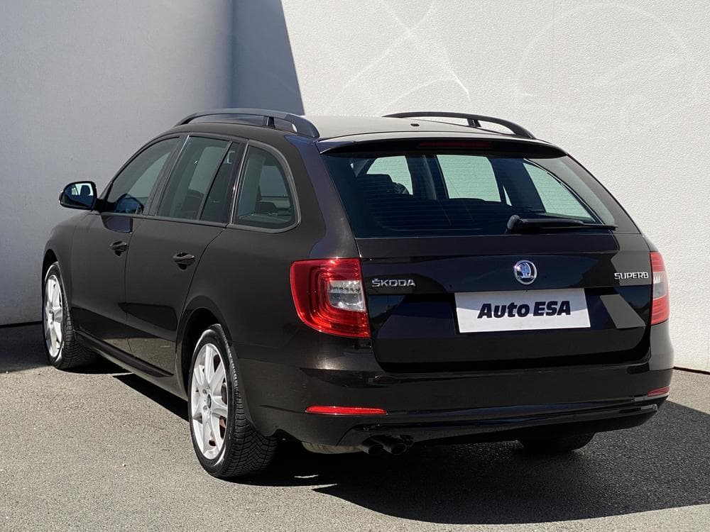2014 Škoda SUPERB - 16