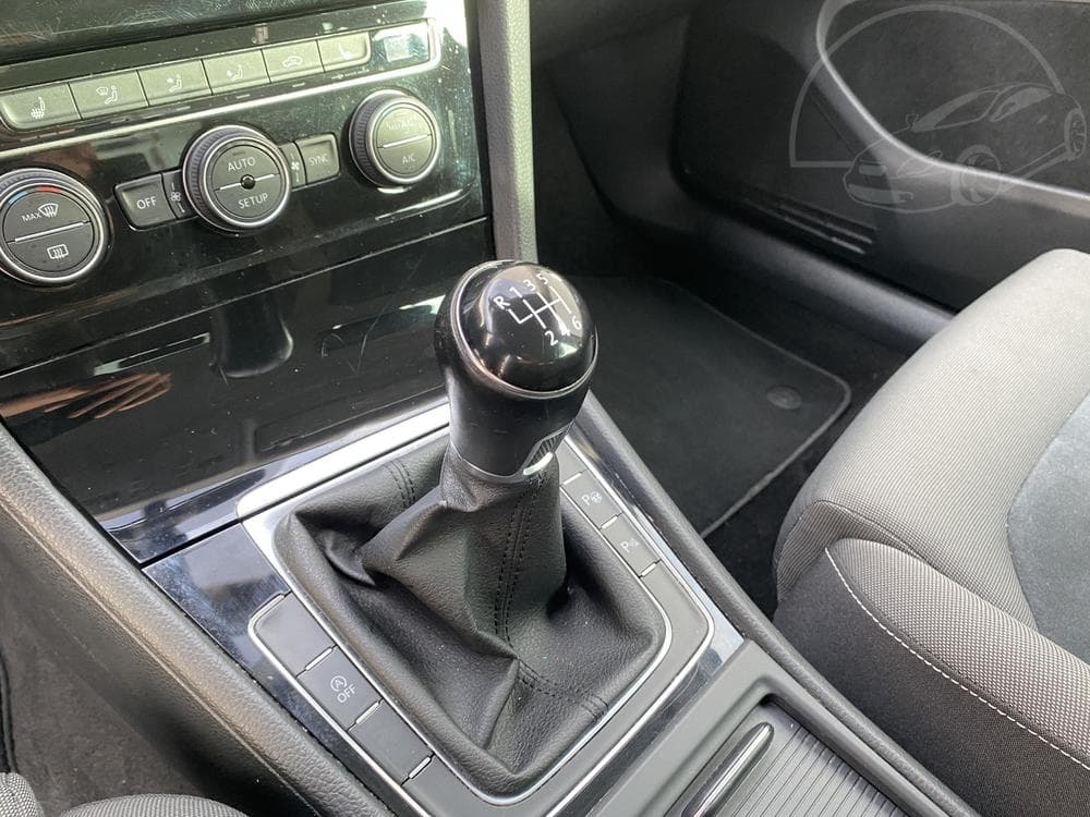 2013 Volkswagen GOLF - 15