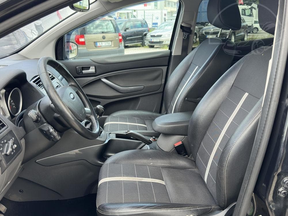 2009 Ford KUGA - 17