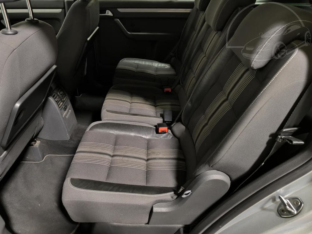 2012 Volkswagen Touran - 10