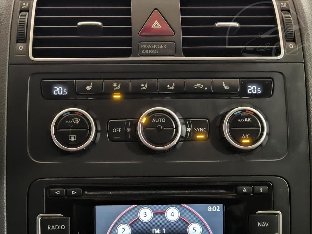 2012 Volkswagen Touran - 15