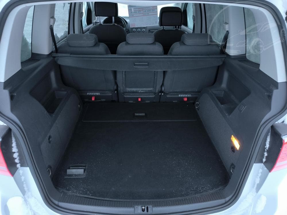 2012 Volkswagen Touran - 7