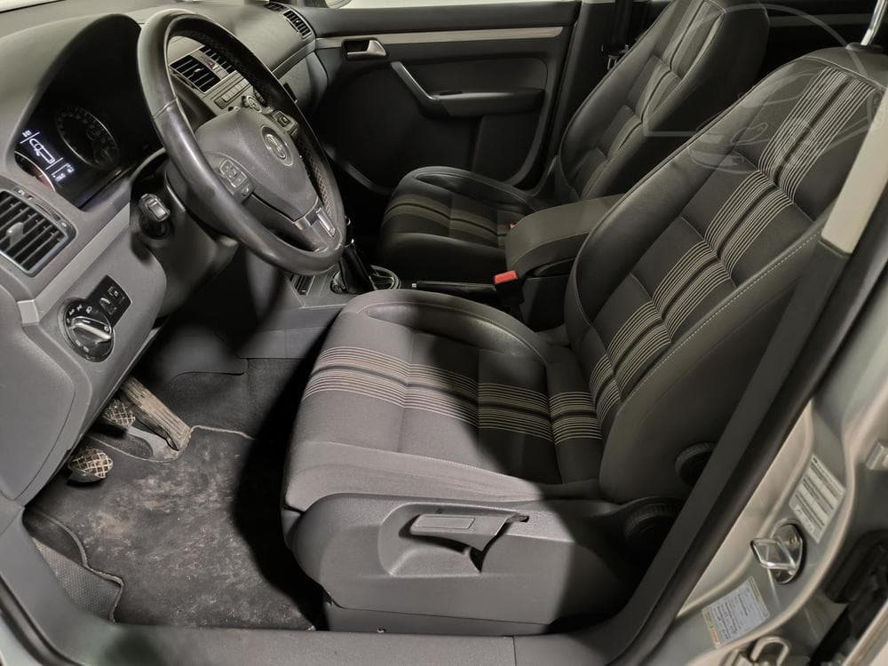 2012 Volkswagen Touran - 9