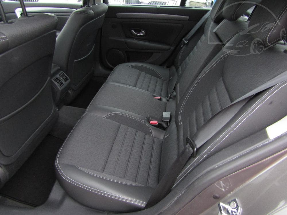 2010 Renault LAGUNA - 10