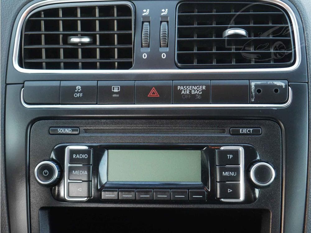 2009 Volkswagen POLO - 11
