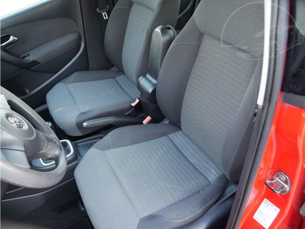 2009 Volkswagen POLO - 9