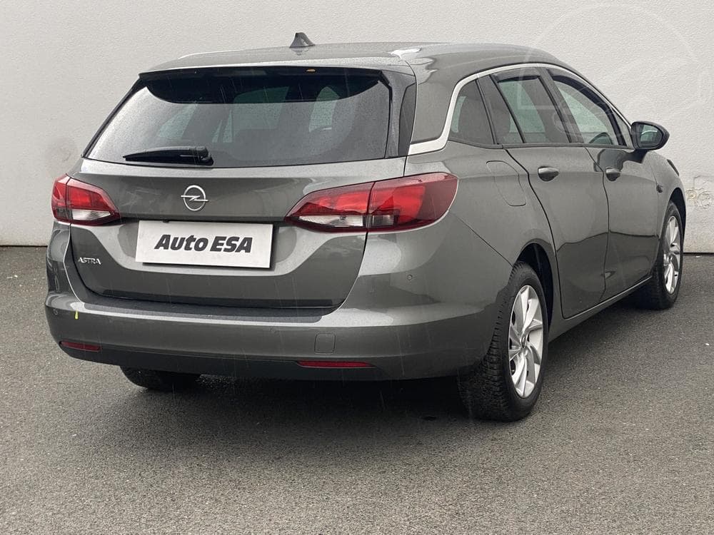 2021 Opel ASTRA - 4