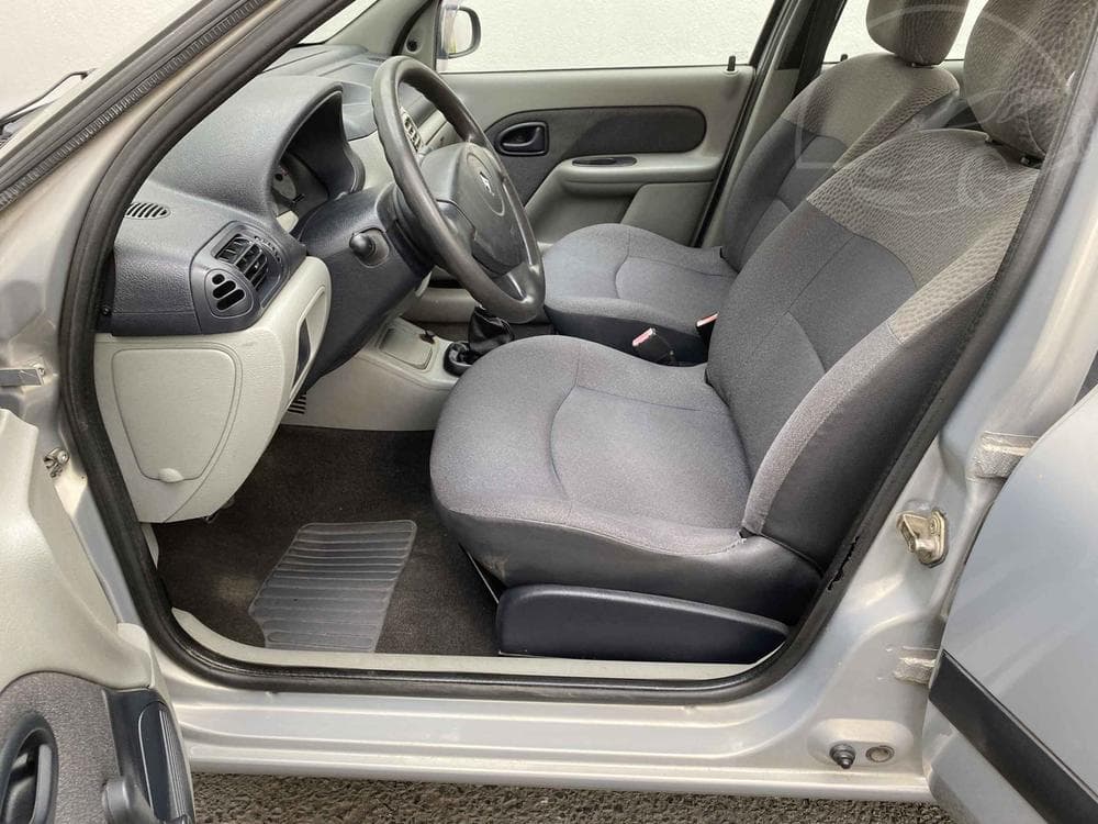 2005 Renault THALIA - 9