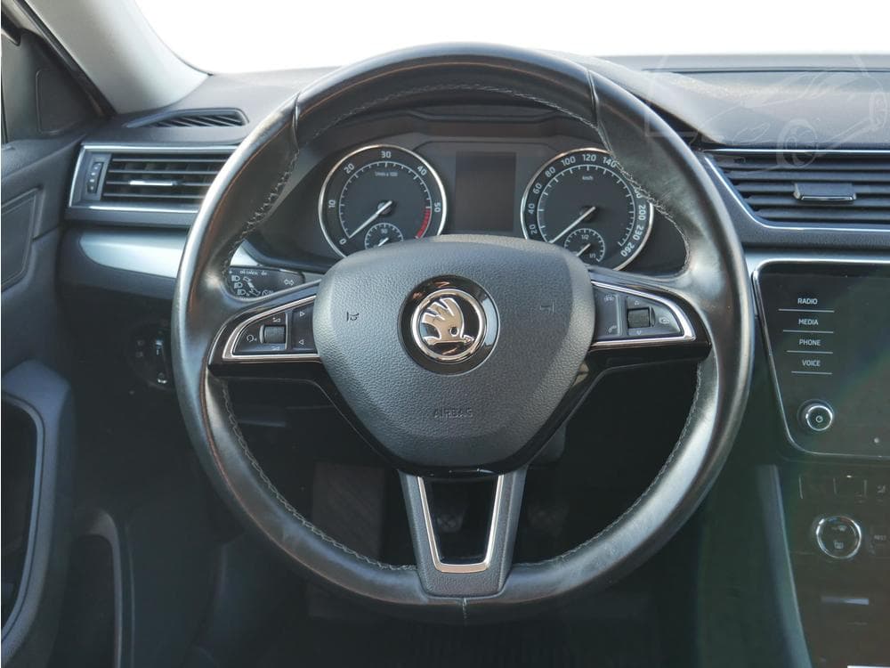 2017 Škoda SUPERB - 15