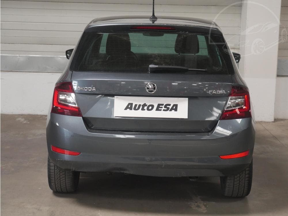 2019 Škoda FABIA - 5
