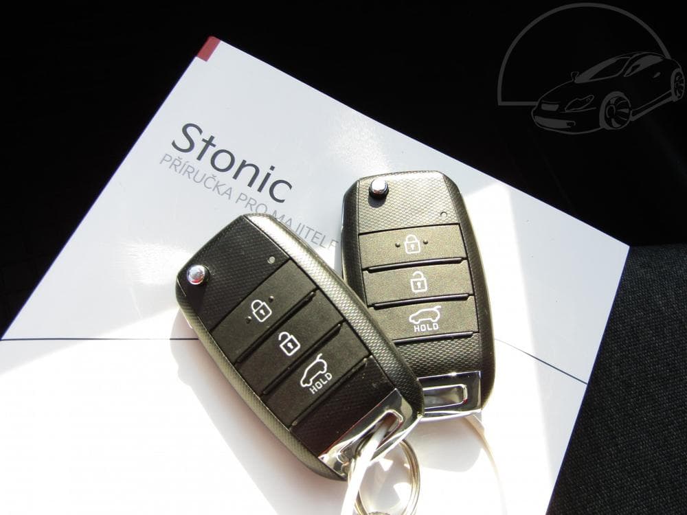 2023 Kia Stonic - 17