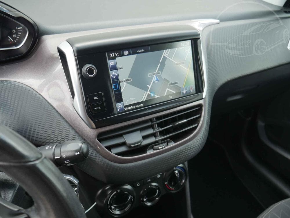 2015 Peugeot 2008 - 11